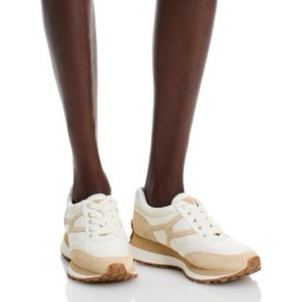 Veronica Beard
Valentina Cocont/Light Gold size 9.5